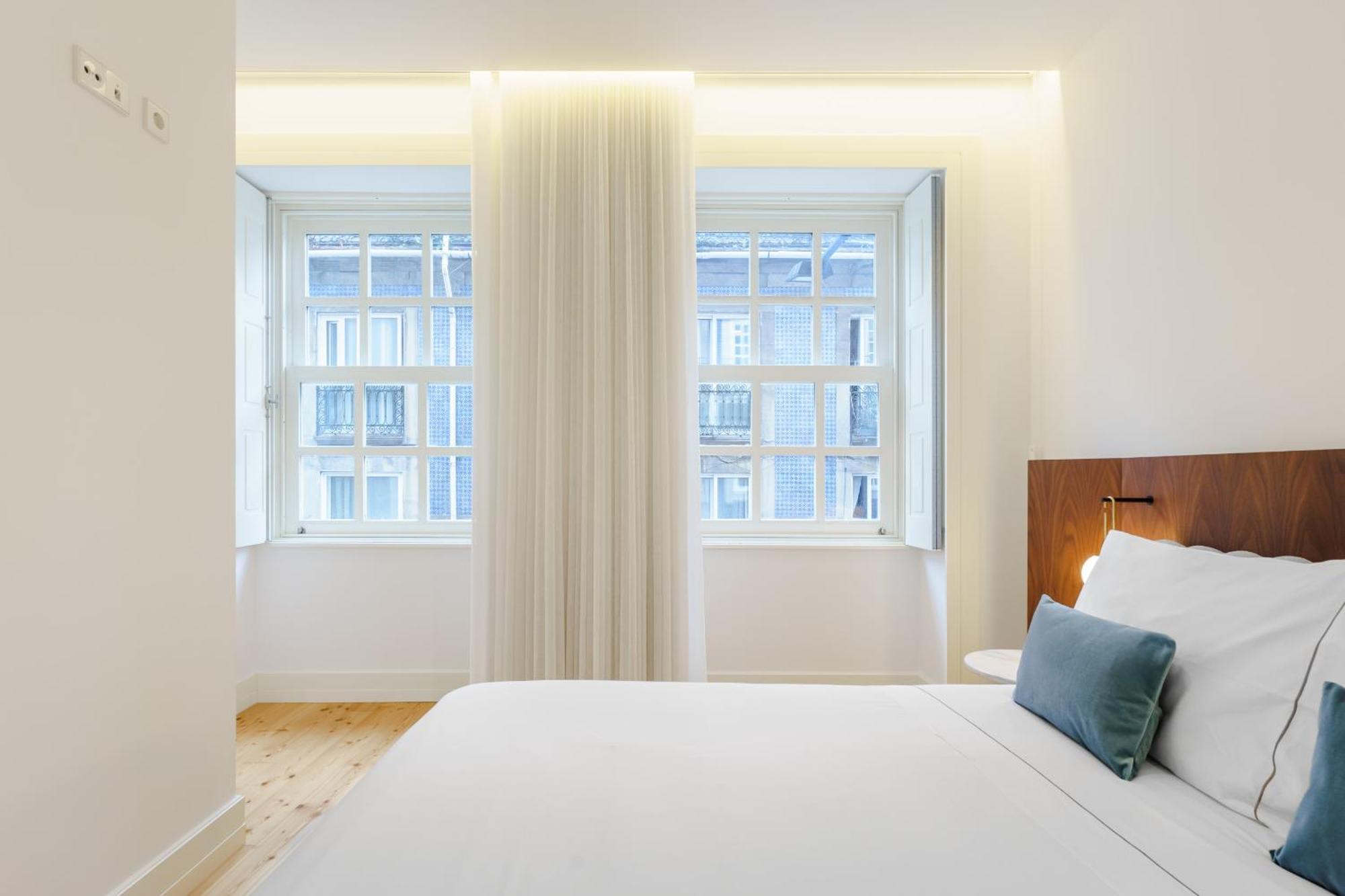 Feel Porto Clerigos Charm Flats Lägenhet Exteriör bild