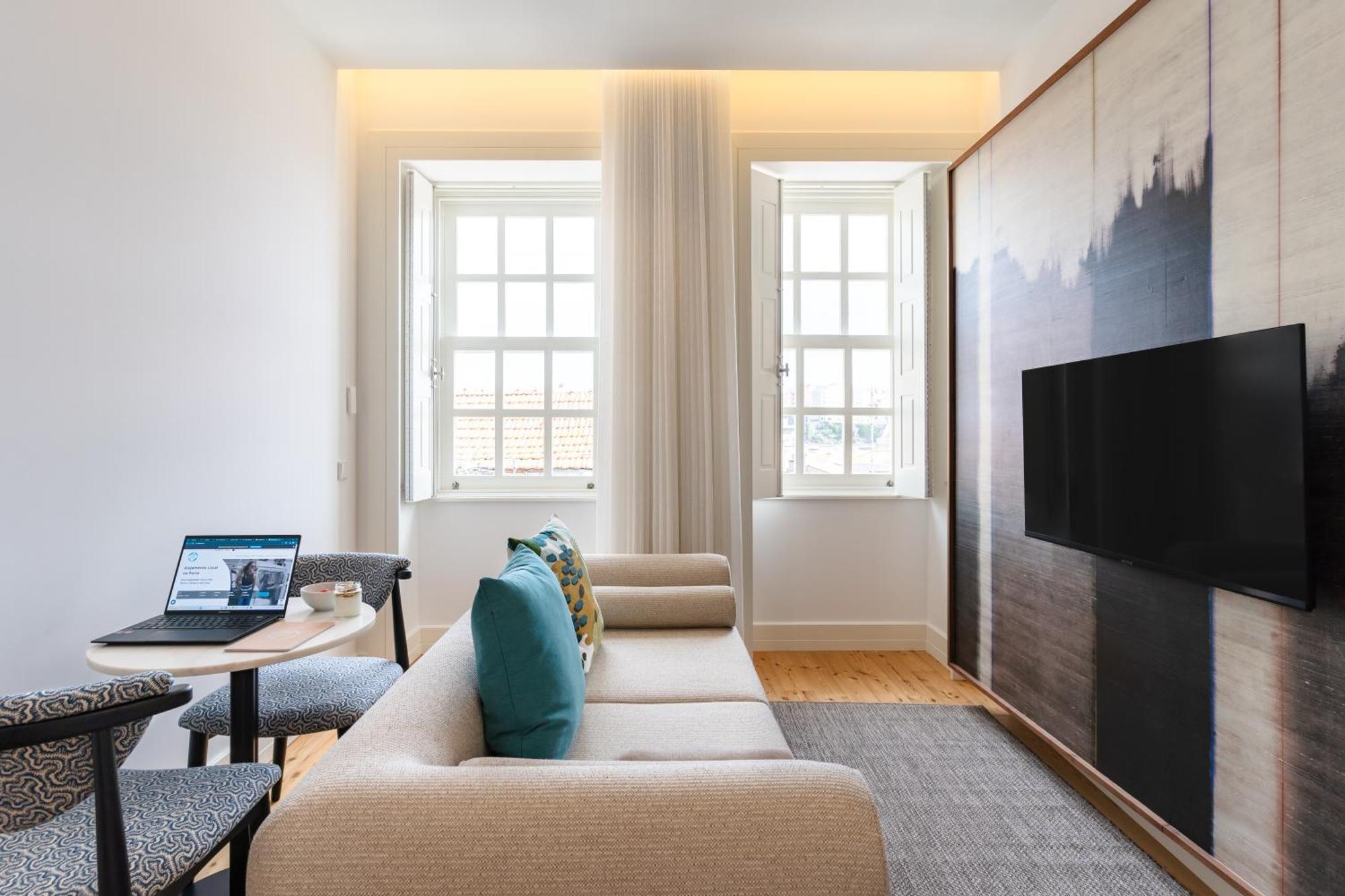Feel Porto Clerigos Charm Flats Lägenhet Exteriör bild