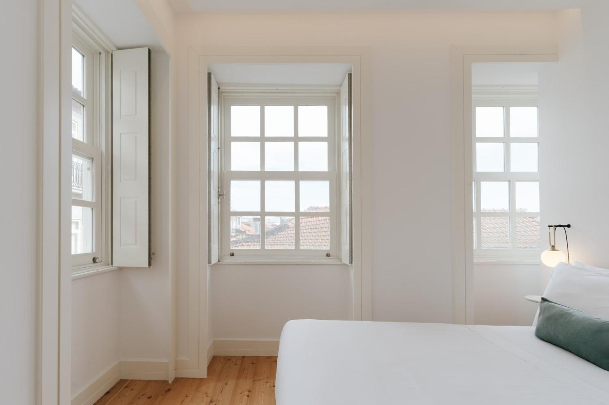 Feel Porto Clerigos Charm Flats Lägenhet Exteriör bild