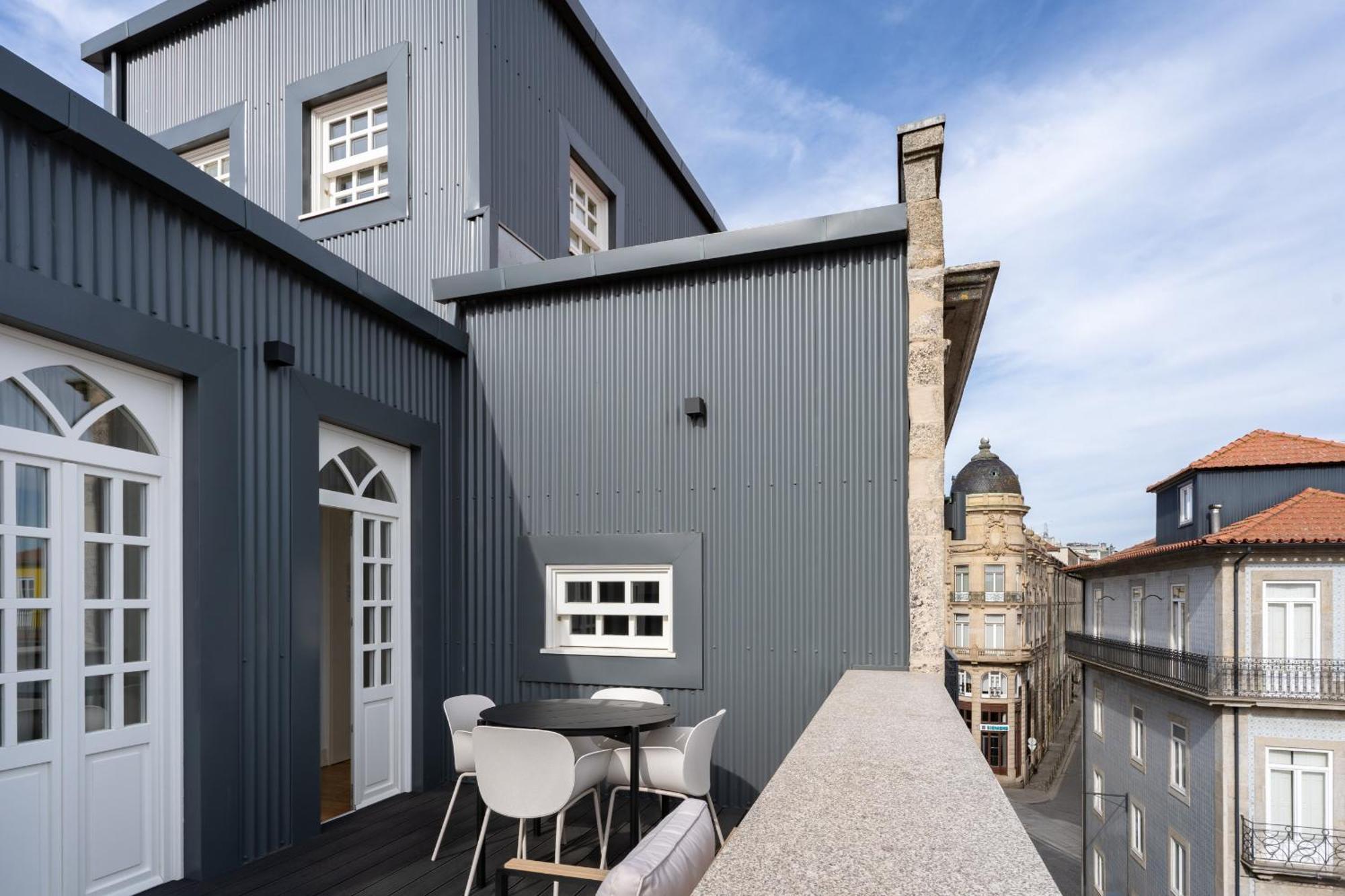 Feel Porto Clerigos Charm Flats Lägenhet Exteriör bild