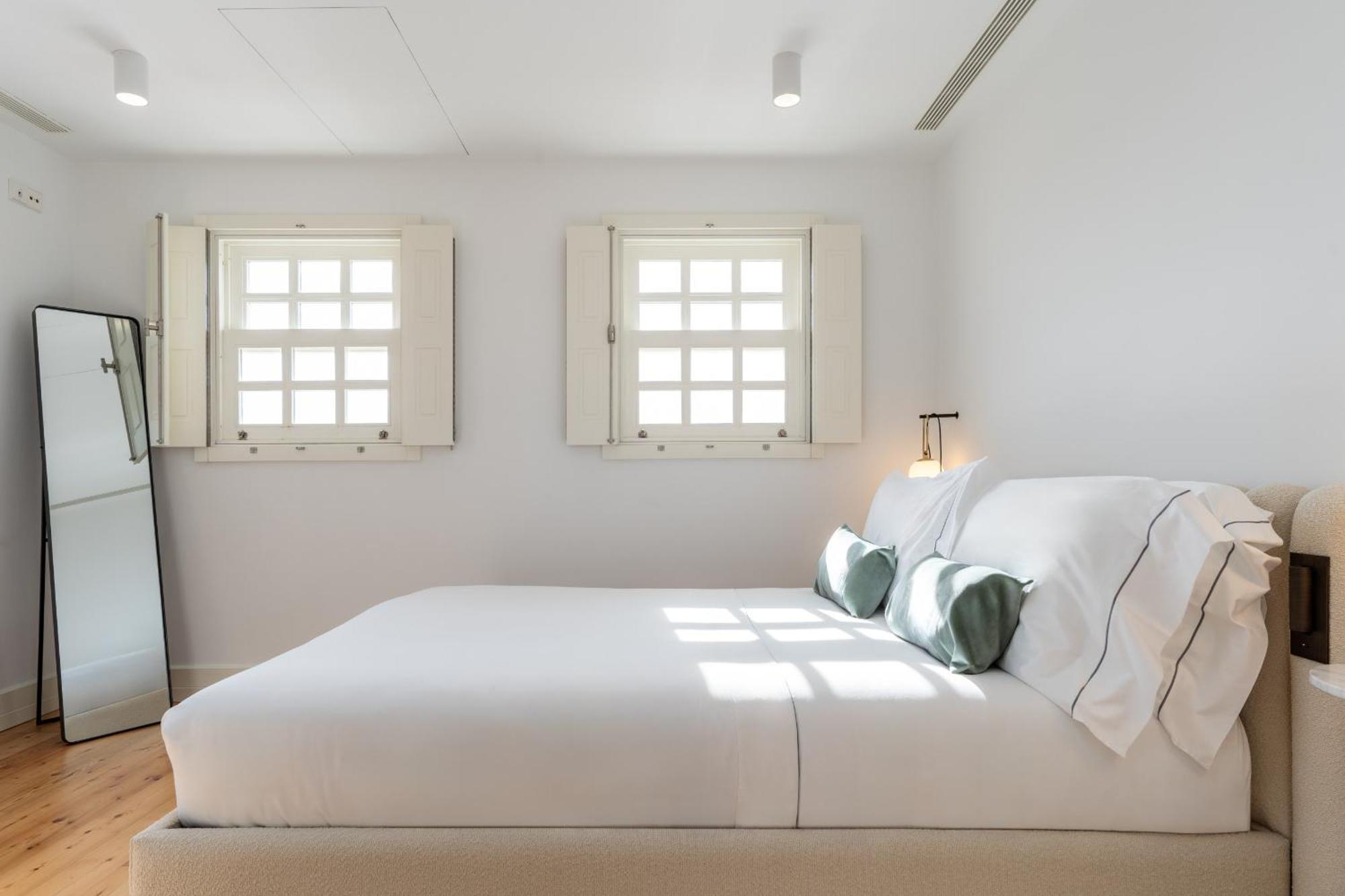 Feel Porto Clerigos Charm Flats Lägenhet Exteriör bild