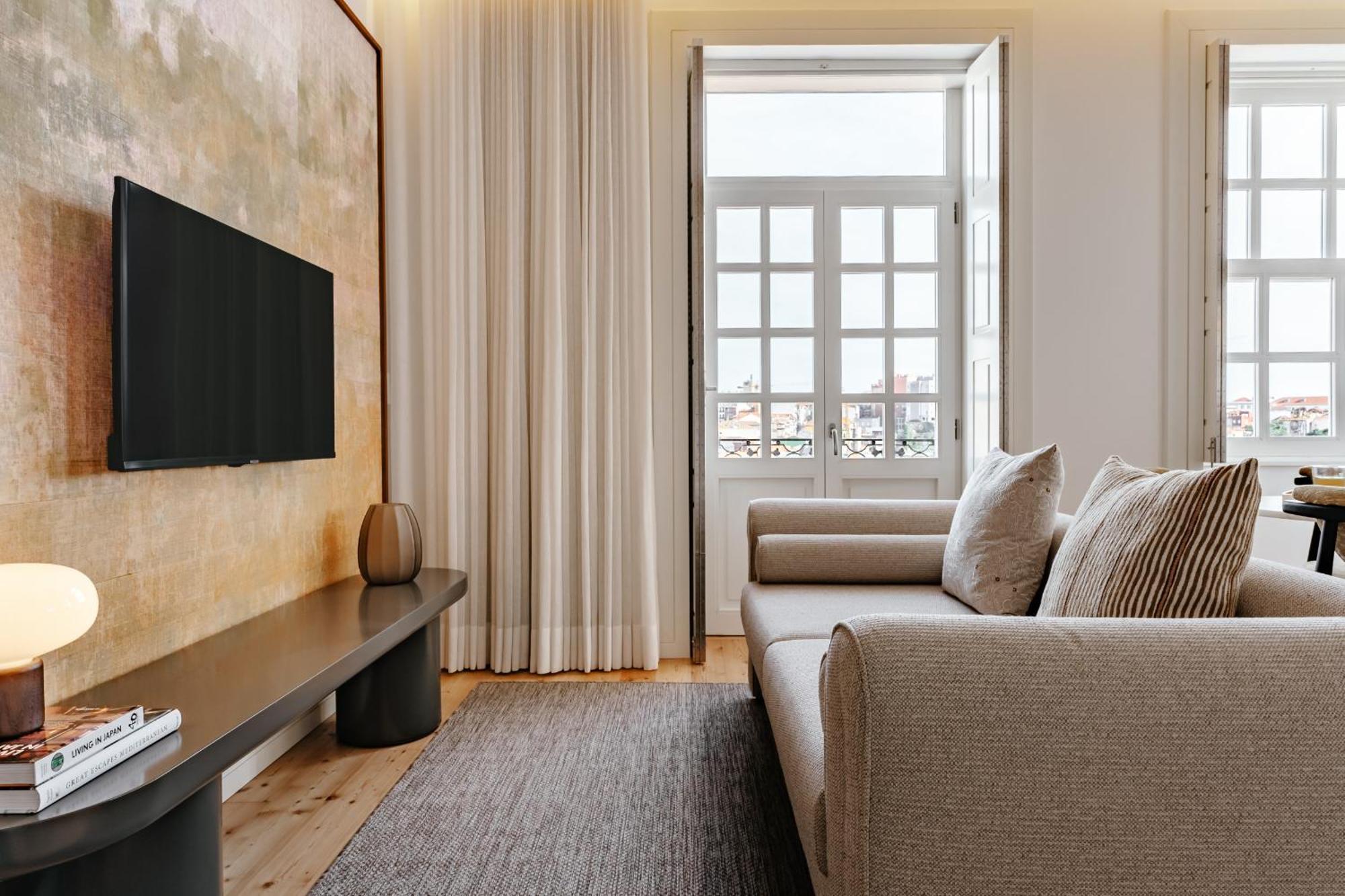 Feel Porto Clerigos Charm Flats Lägenhet Exteriör bild